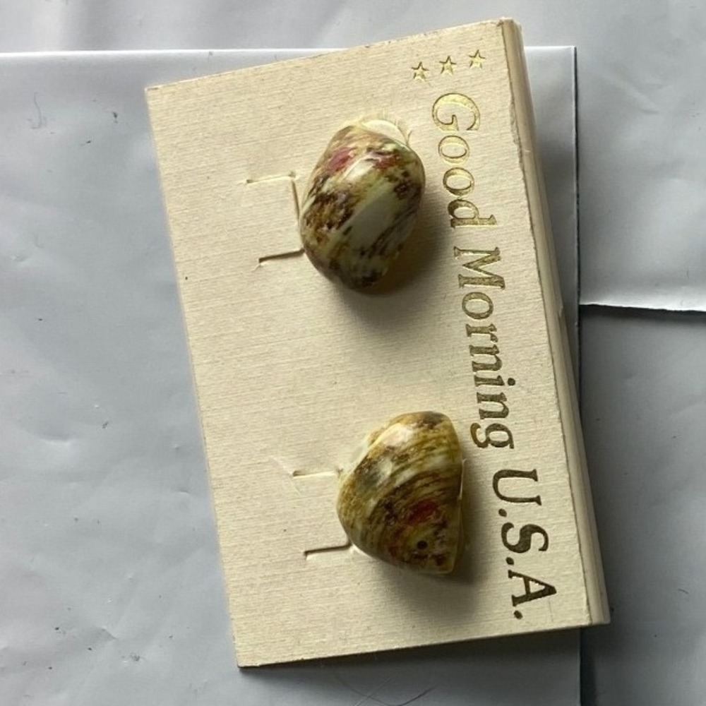 Good Morning USA Heart Earrings Stone Floral Pattern Cute Vintage Style